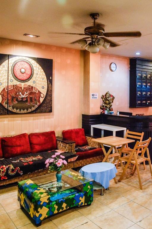 Patong Bay Guesthouse Екстериор снимка