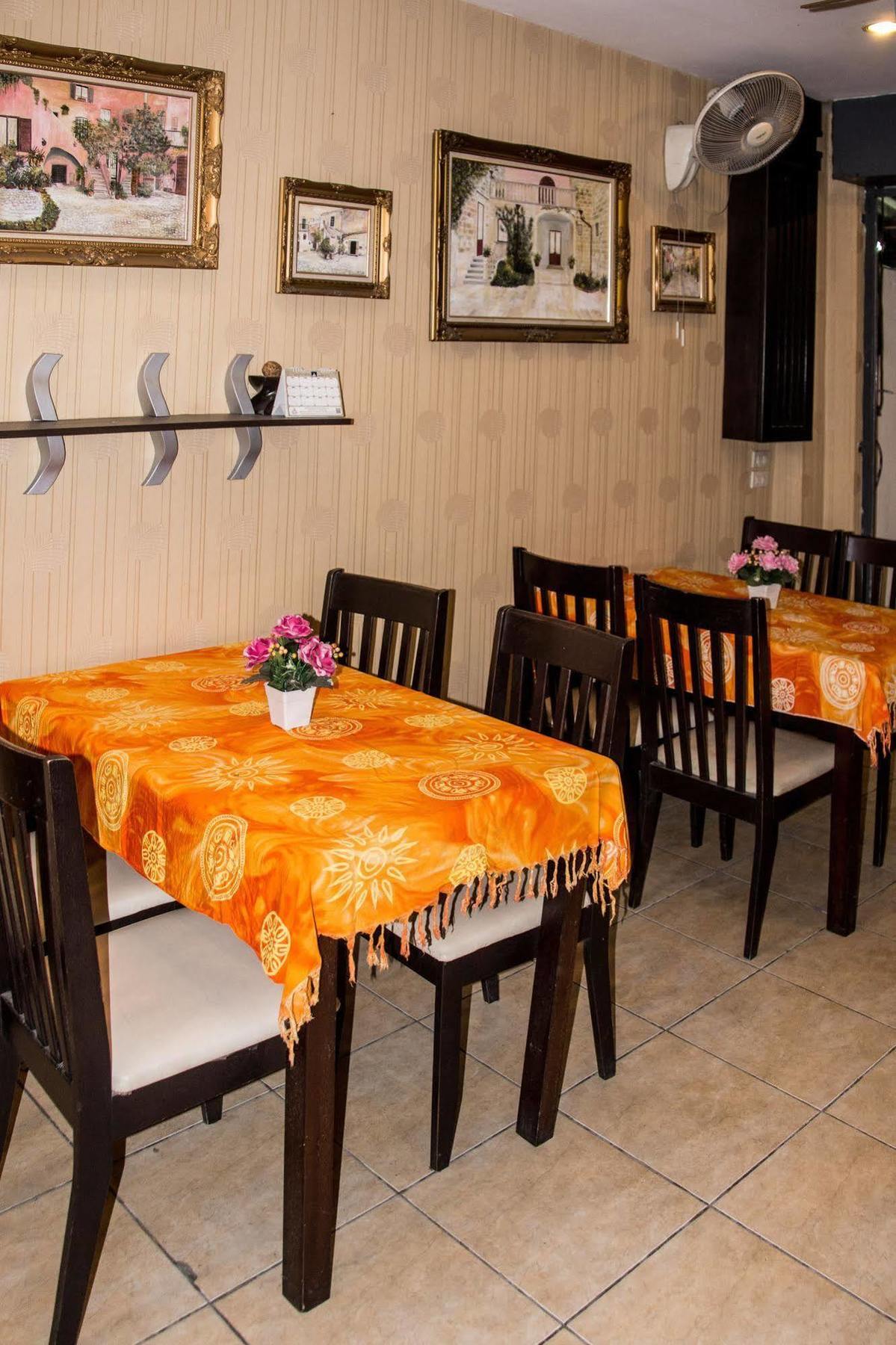 Patong Bay Guesthouse Екстериор снимка
